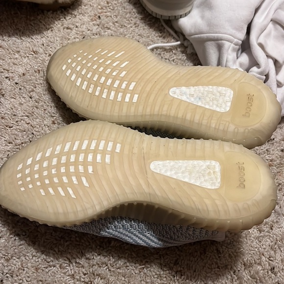 yeezy boost - Picture 3 of 6